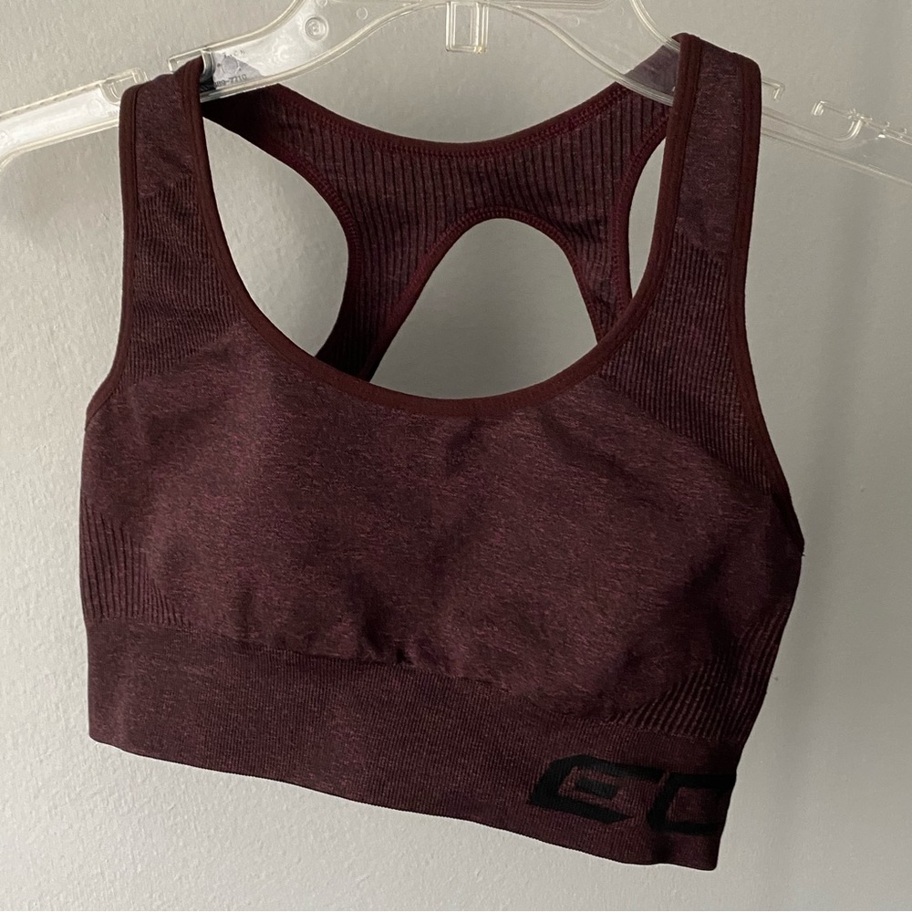 Echt women’s sports bra